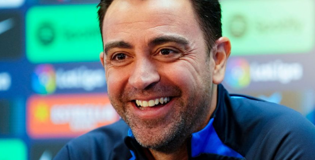 Es oficial: llegó el fichaje que tanto deseaba Xavi para el FC Barcelona