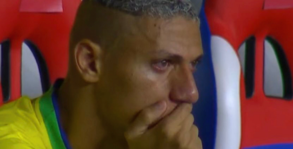 Richarlison explicó el motivo que lo hizo llorar: "Buscaré ayuda psicológica"