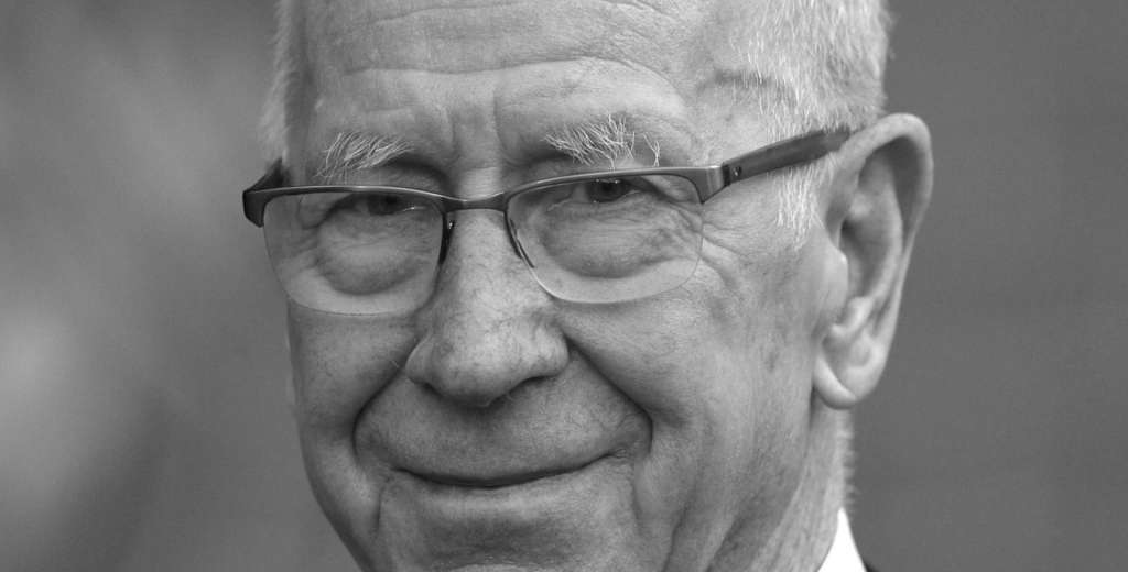 Impactante tristeza: fallece Bobby Charlton, la máxima leyenda del United