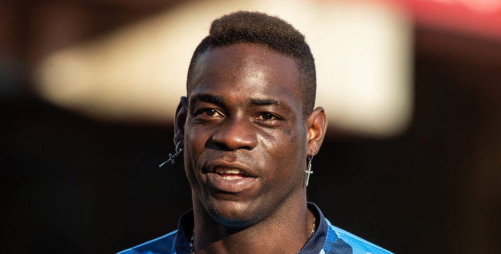 Balotelli piensa que no tienen nivel para jugar en Italia: se consideró mejor que ellos