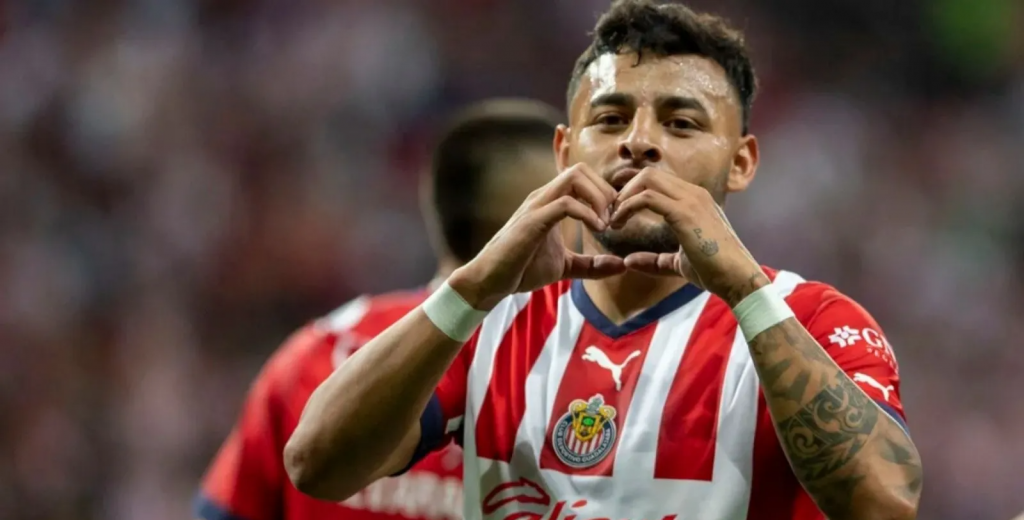 Alexis Vega finalmente rompió el silencio: ¿Qué dijo el polémico delantero de Chivas?