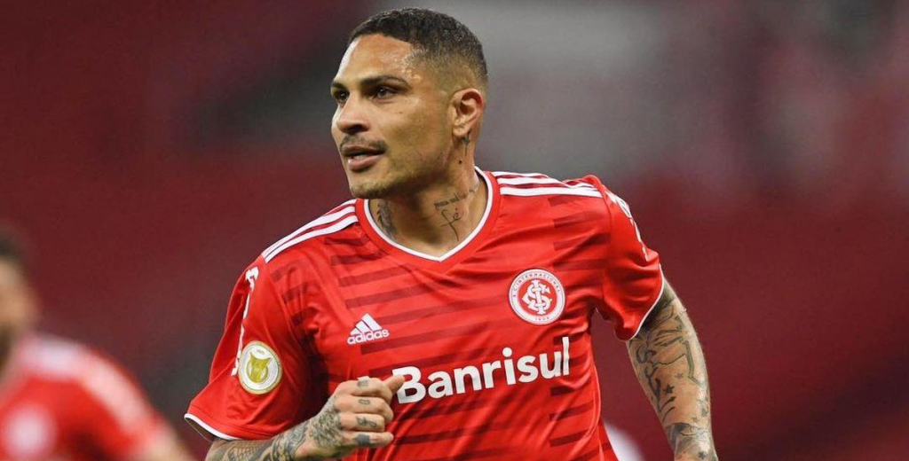 Paolo Guerrero es seguido por estos tres clubes del Brasileirao