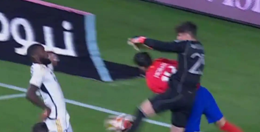 De no creer: Kepa rechazó mal y Rüdiger le hizo un gol en contra a Real Madrid