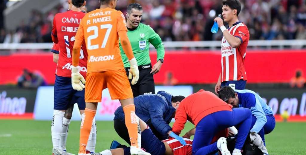 No todo fue alegría en la primera victoria de Chivas: la terrible noticia de la noche