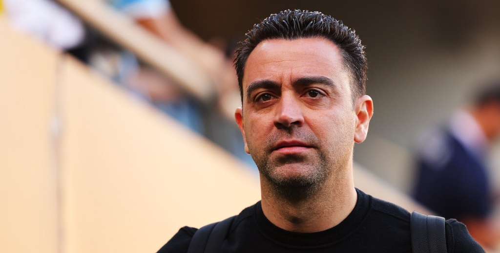 Xavi queda cara a cara con Deco y Laporta e impacta: sigue en FC Barcelona