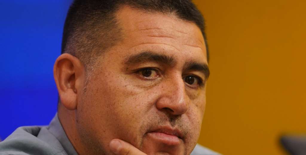 Golpe letal para Riquelme: pidió una reunión y avisó que se marcha de Boca