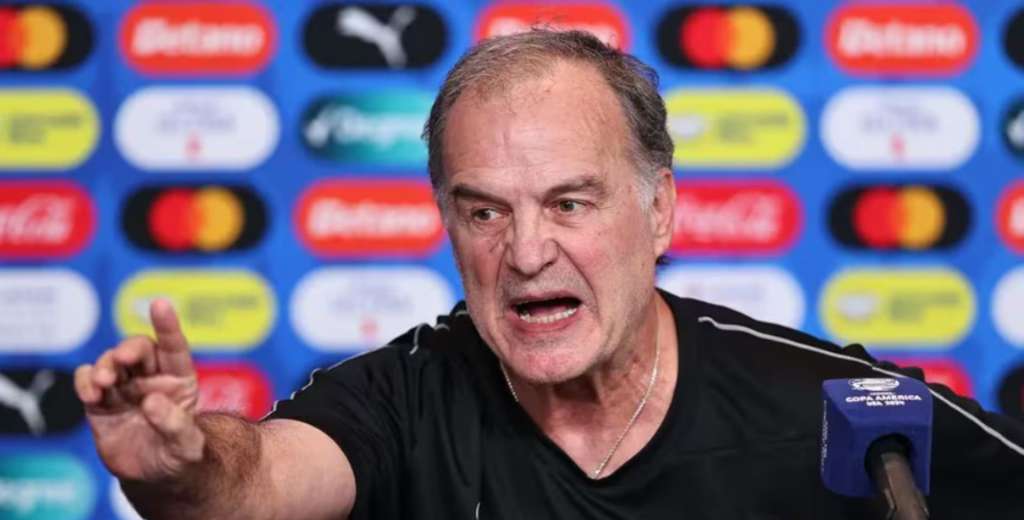 Bielsa enfrentó a Conmebol y quisieron suspender la conferencia: "Plaga de mentirosos"