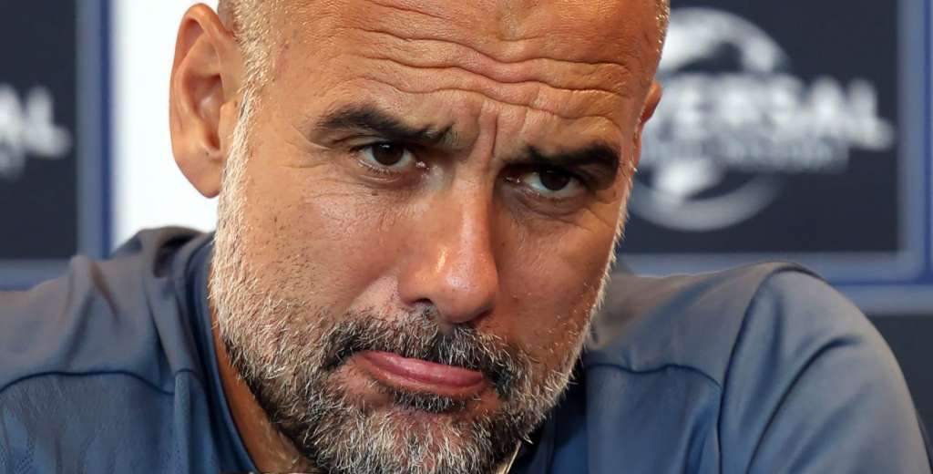 Guardiola fulminó a Julián: le preguntaron si se iba del City y lo cruzo en seco...