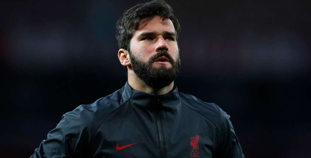 Alisson se cansó y apuntó contra UEFA: "No somos tontos, pero..."